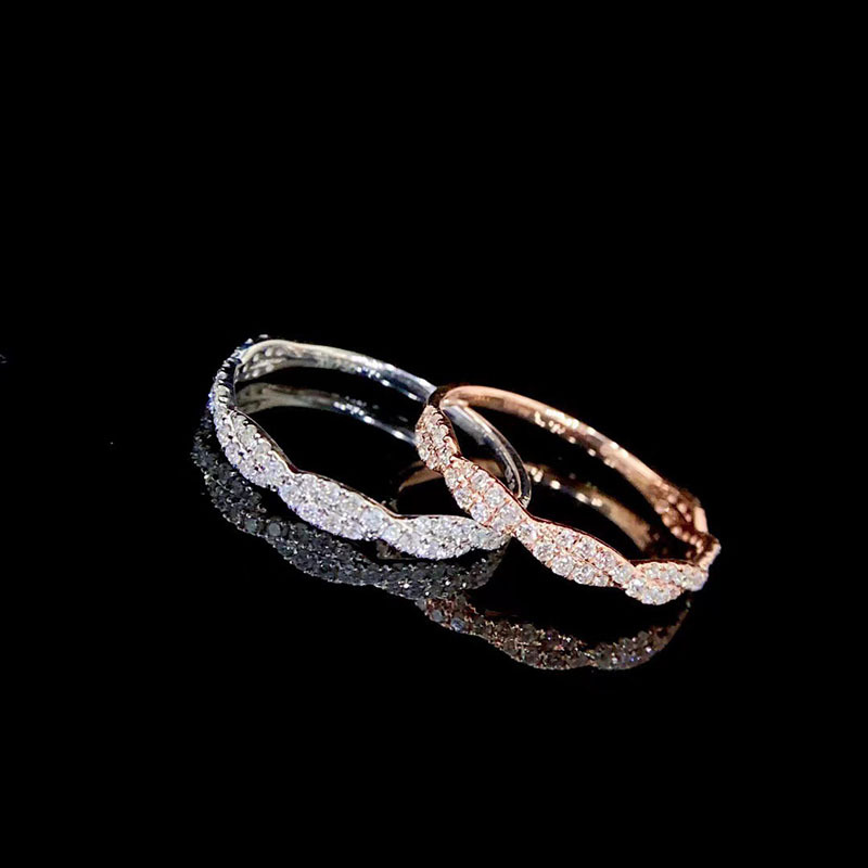 Wedding Ring 925 Sterling Silver Personality Fashion Full Diamond Twist Ring Women's Stackable Crystal Ring Platinum Diamond Ring Luxury Wedding 
