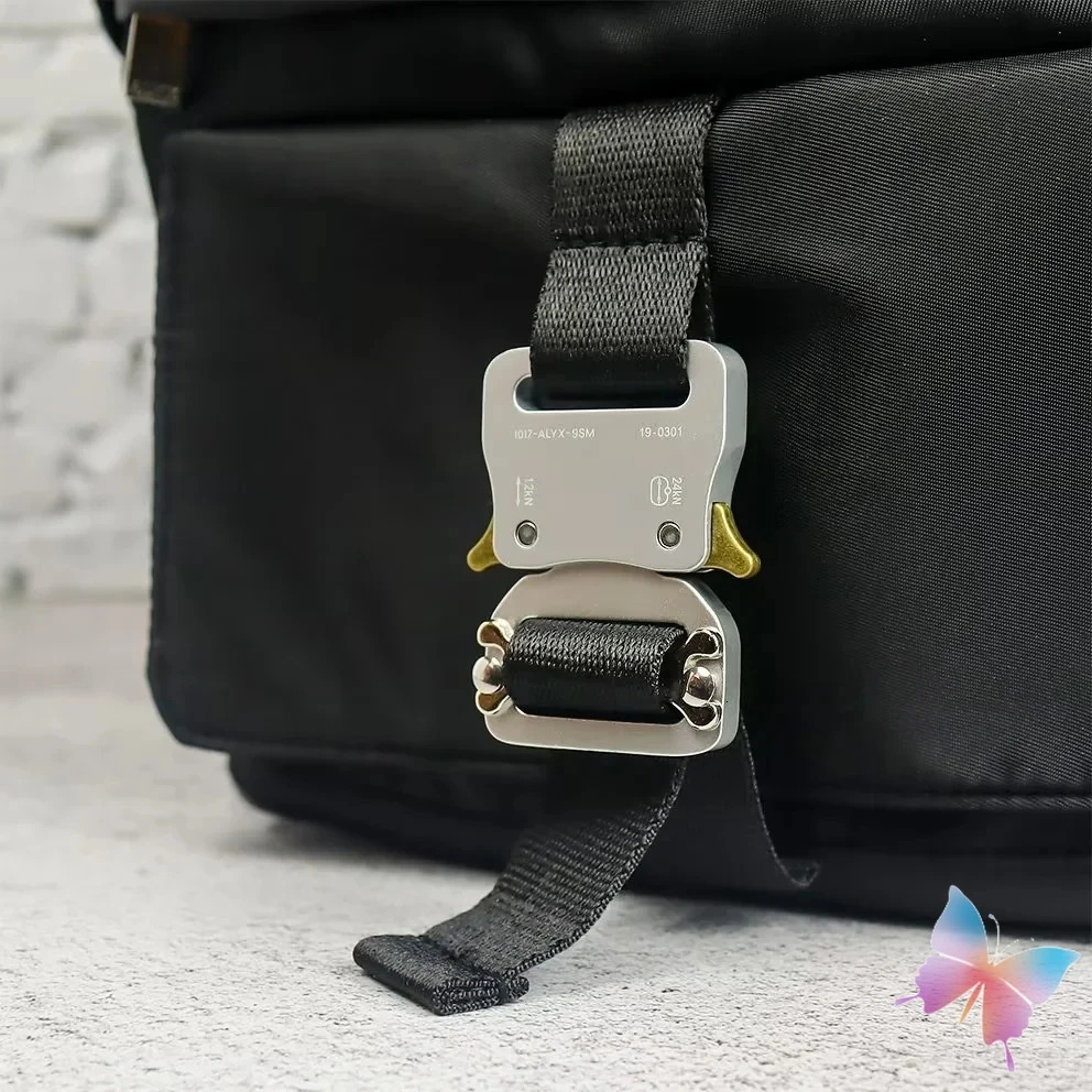 All Seasons 1017 ALYX 9SM Backpack Mens and Womens Black Outdoor Travel Metal Sleeve Zipper Open Nylon Bag 241031