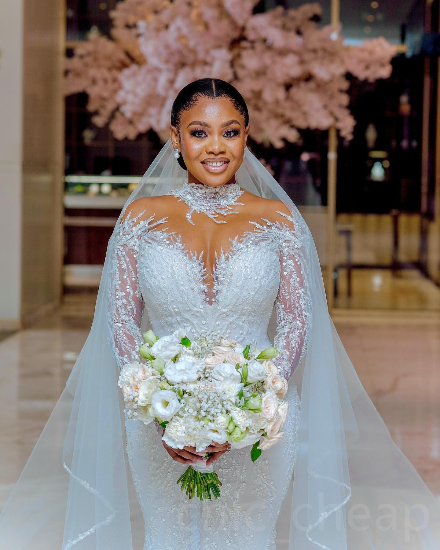 2024 Arabic Aso Ebi Plus Size Off White Mermaid Wedding Dresses Full Sleeves Sheer NeckLace Vintage Elegant Bridal Gowns Dress ZJ0246