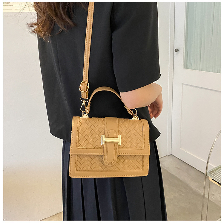 2025S Fashion Designer New Trendy Diagonal Cross Temperament Small Square Bag Single Shoulder Handbag