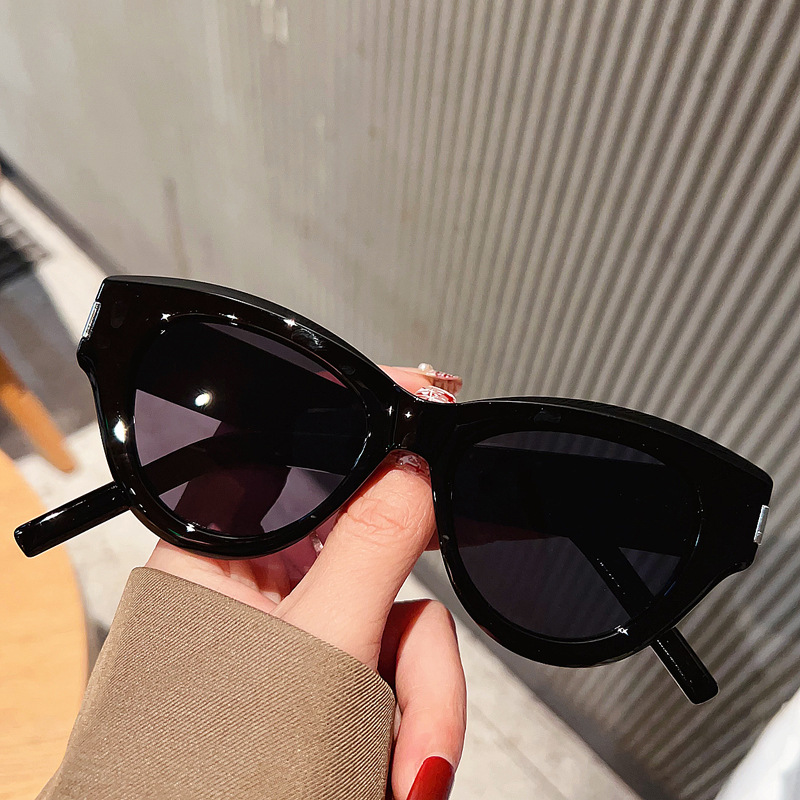D0077 New high-end sunglasses, Polaroid lenses, women's eyeglass frames, men's retro metal sunglasses, pure cat eyes, European and American 