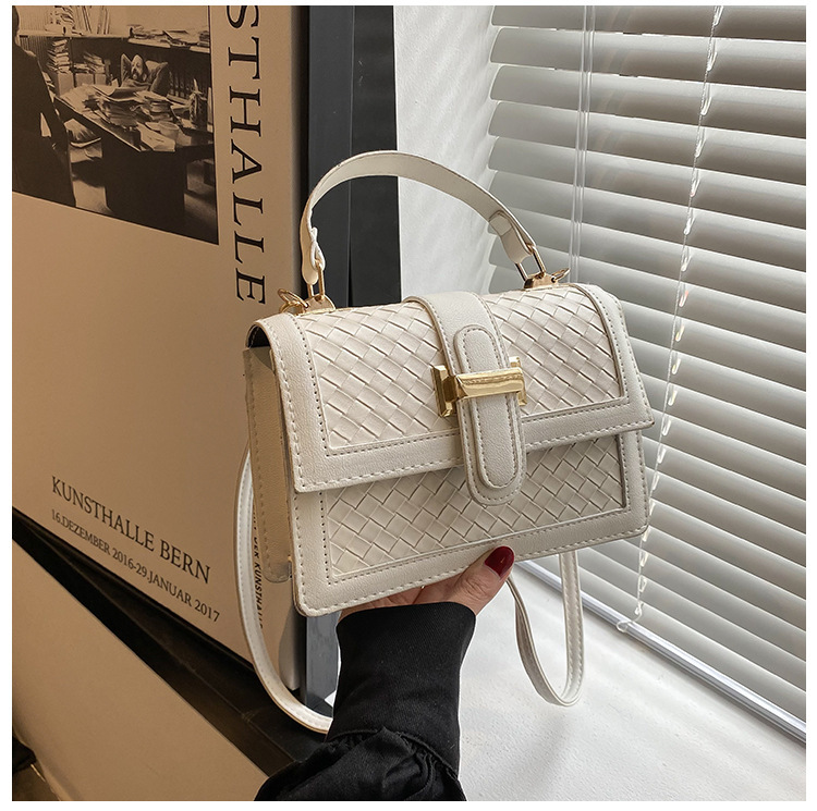 2025S Fashion Designer New Trendy Diagonal Cross Temperament Small Square Bag Single Shoulder Handbag