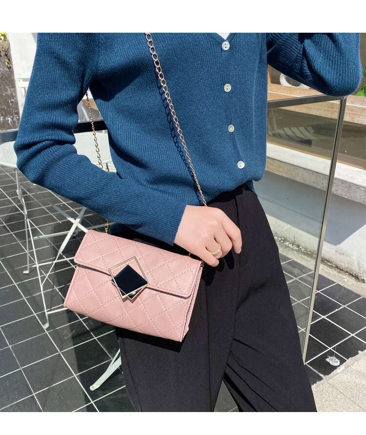 Designer Bag New Fashion Casual High Grade Feeling Checkered Diamond Embroidery Chain One Shoulder Small Square Bag Crossbody Bag tote bag