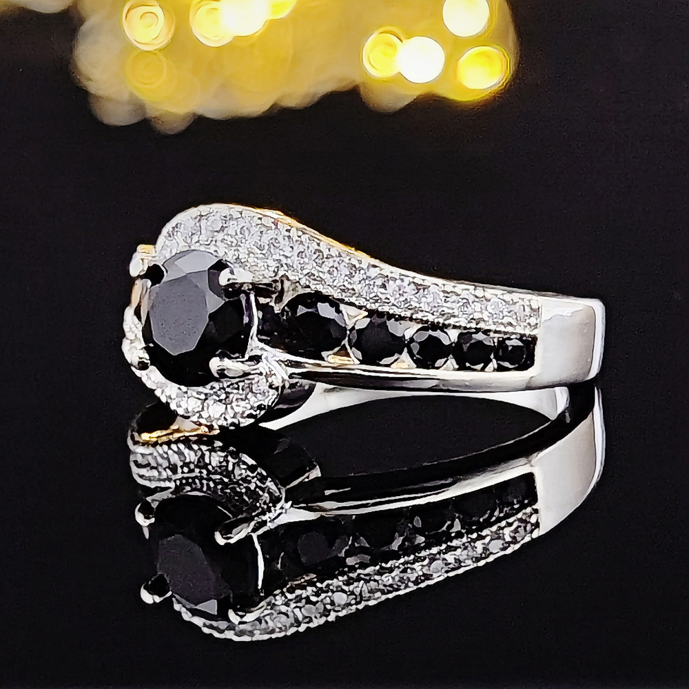 Solitaire Ring Classic 925 Sterling Silver Black Zircon Ring Women Round Crystal 18K White Gold Ring Luxury Wedding Jewelry Holiday Gift