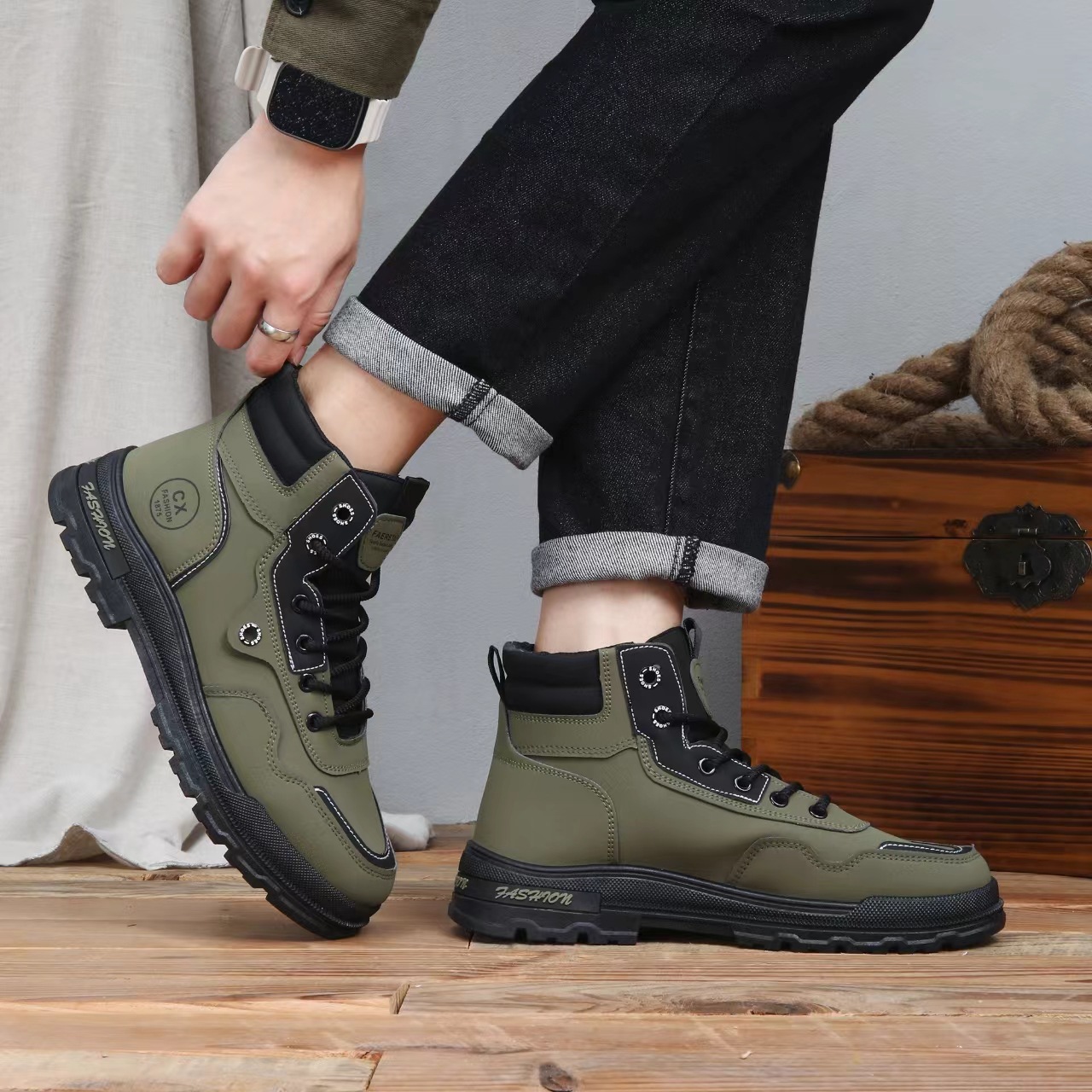 Men's Large Size Versatile Comfortable Casual Boots.