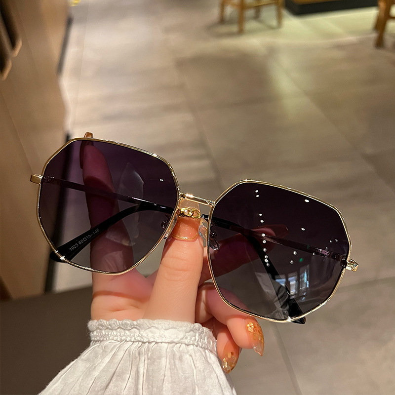 New For Men Enlarged Widened With A Slimming And Transparent Polarized Sunglasses Metal Driving F10.15-5.5 bad38