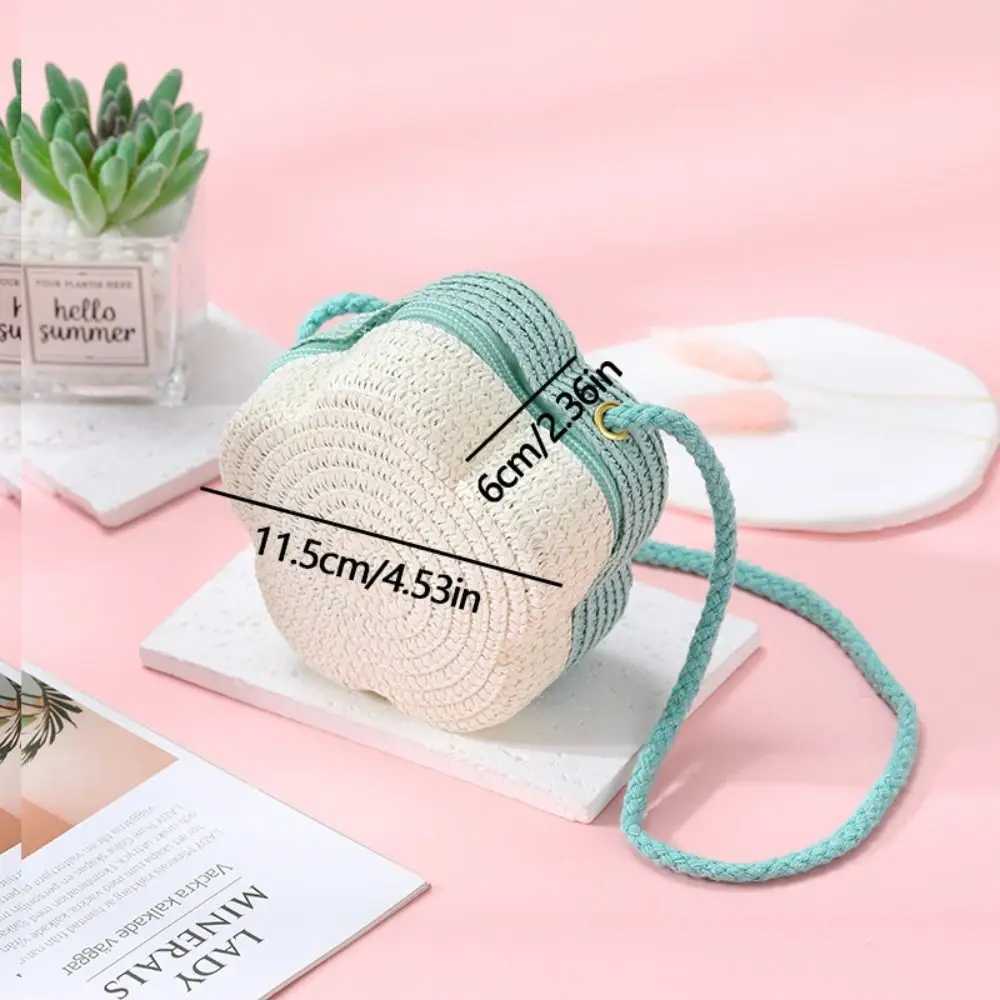 New Fashion Flower Woven Crossbody Bag Childrens Straw Shoulder Bags Bicolor Beach Bag Coin Purse Hat Shape Bag LX241104