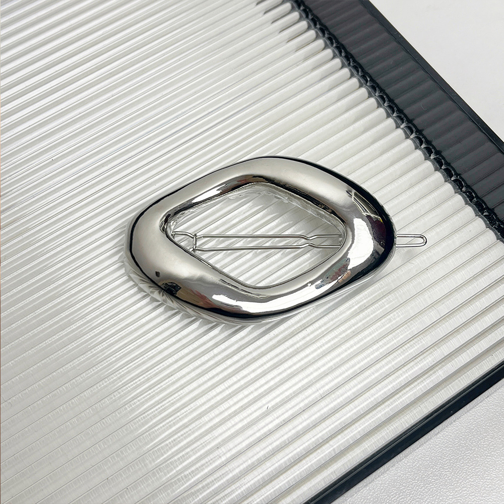 Korean Style Geometric Irregular Elliptical Metal Clip Minimalist High End Cool Accessory Niche Light Luxury Hair F09.18-13.95 624aa
