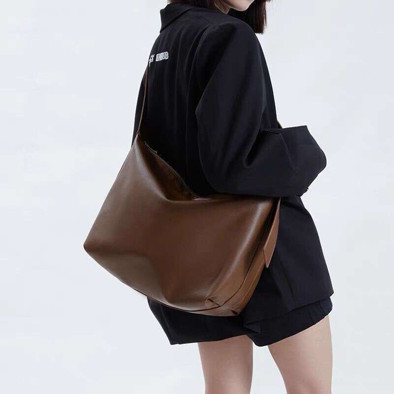 Designer Bag Vintage Big Capaciity Shoulder Bag Soft Leather Crossbody Bag Vintage Armpit Satchel Bag Casual Portable Handbag Purse Bolsa purse luxury