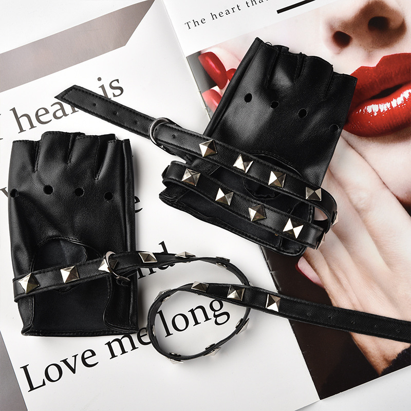 Steel Pipe Women's Half Finger Hip Hop Glove Nightclub Dance Performance Walk Decoration F09.14-5.5 ff6fb