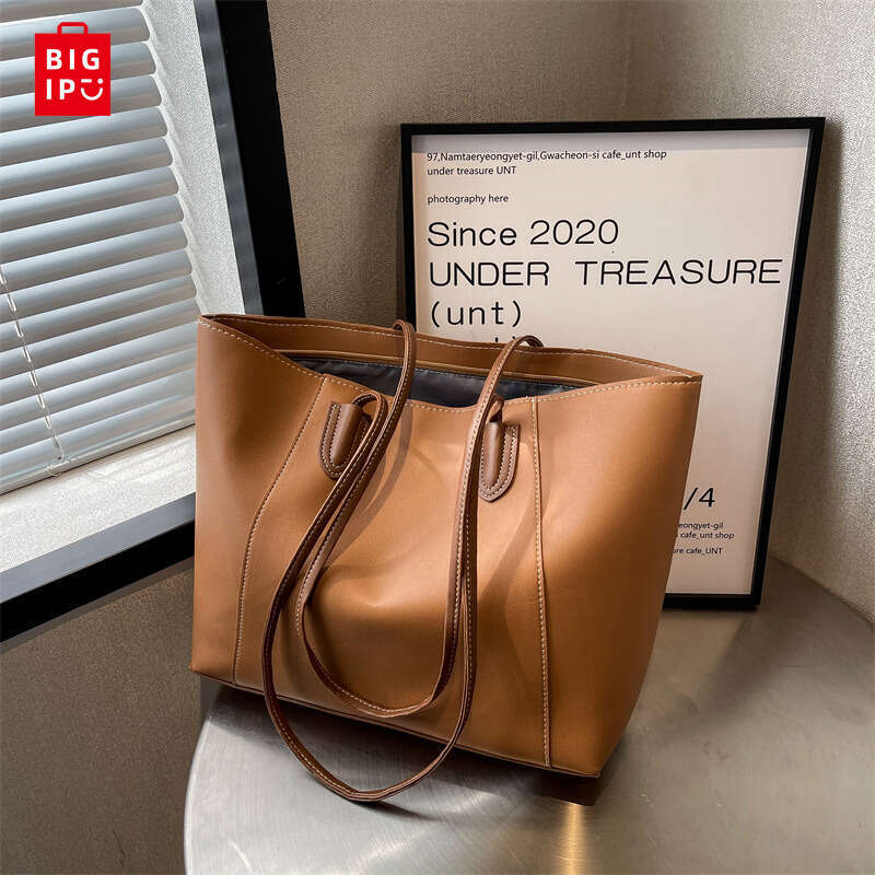 Designer Bag Large Capacity Solid Color Women's Single Shoulder Luxury Designer Crossbody Trendy Underarm Handbag handbag