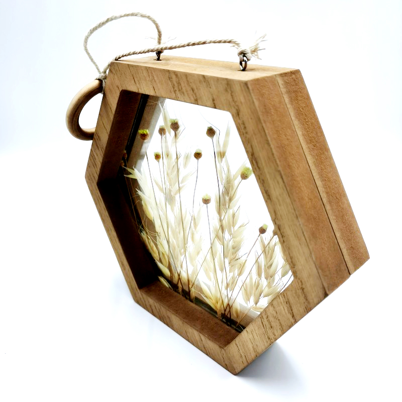 Artisan-Crafted Floral Display - Wooden Frame Pendant with Dry Flowers