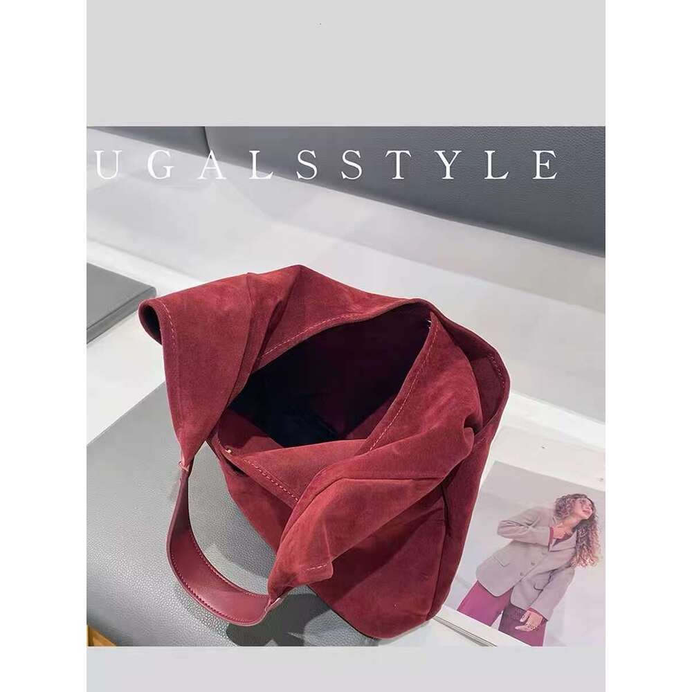 Autumn Winter Veet Bucket Large Capacity Fashion Women's Handbag Lady Purse Shoulder Female Casual Tote Bag Armpit