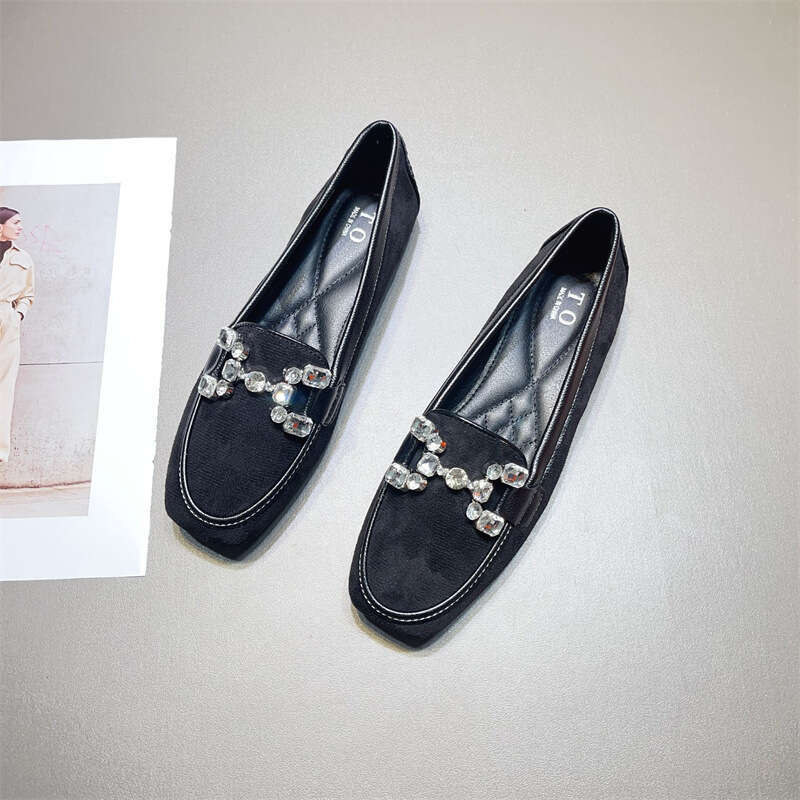Soft Soled Bean For Women, Korean Version, New Fashionable Versatile, With Rhinestone Buckle, Suede, Square Toe, Flat Bottom, And Large Size Single Sh