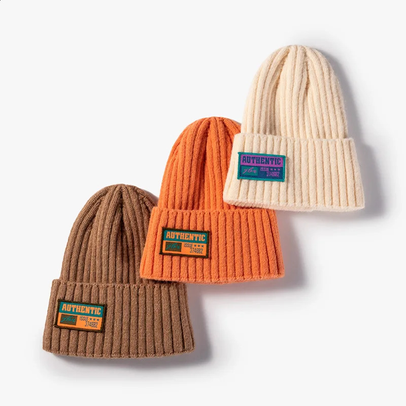 Korean Letter Beanie Hat Fashion Women Cloth Label Caps Autumn Winter Outdoor Warm Couple Knitted Hats Solid Color Simple Cap 241105