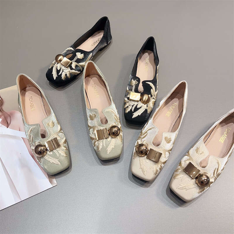French Embroidery Square Toe Single Shoe Women's Korean Version New Spring And Summer Shallow Mouth Flat Bottomed One Foot Soft Soled Bean Shoes