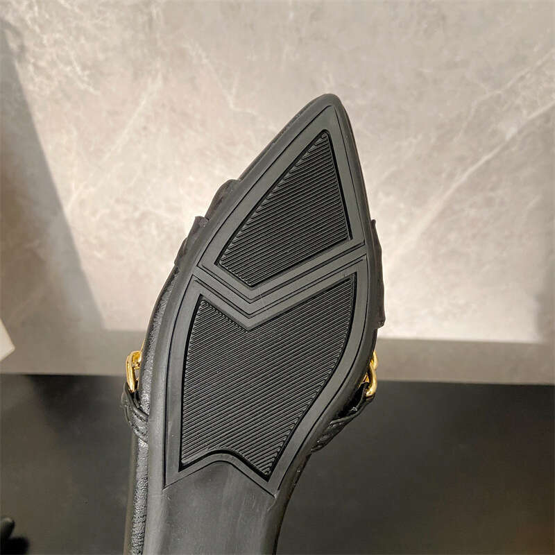 Spring Summer New Shallow Mouth Pointed Flat Bottom Side Empty Soft Leather Scoop Fairy Style Gentle Temperament Paired With Skirts And Single Shoes