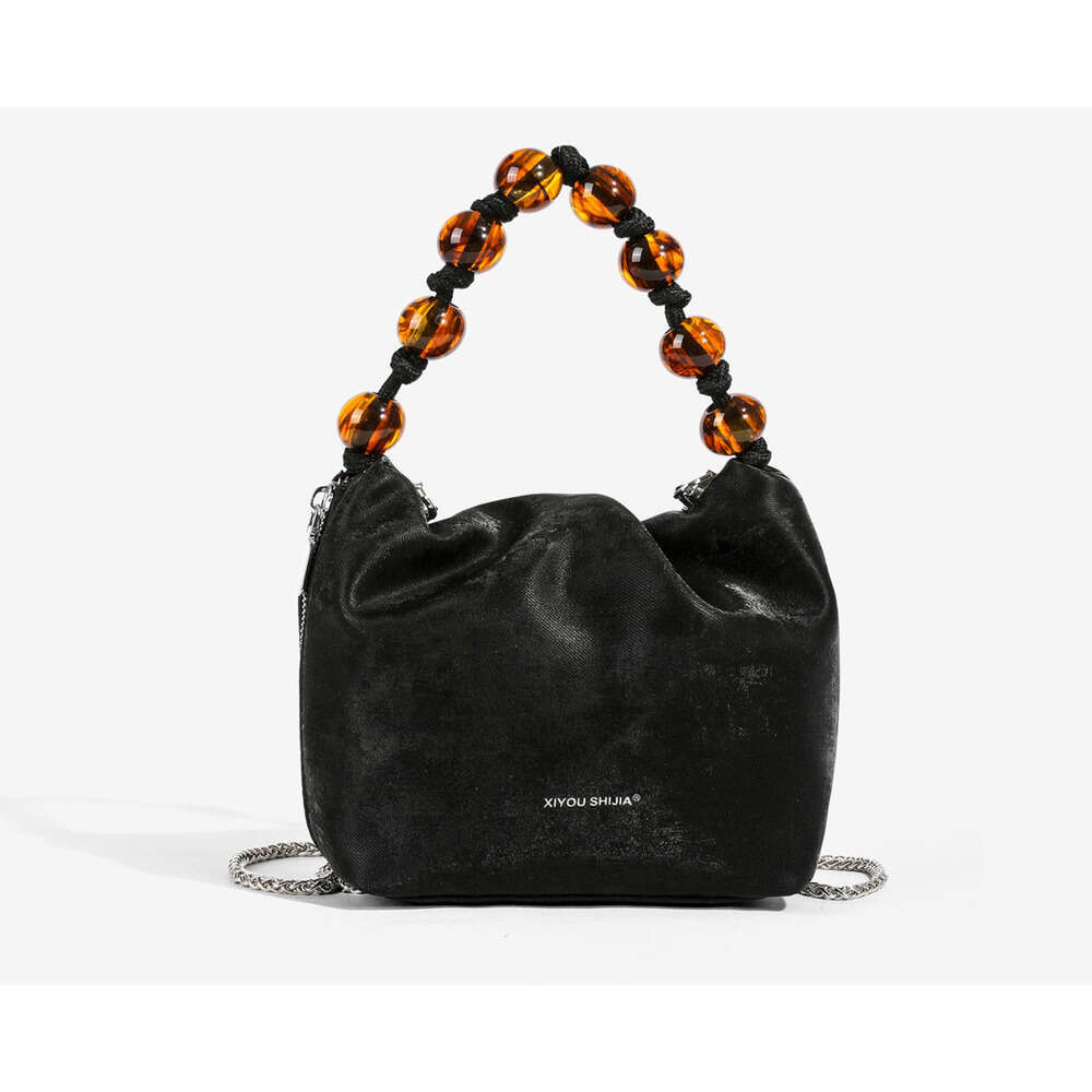 Pearl Handheld Chinese Style for Women's 2024 New Fashion Folded Cloud Versatile Chain Crossbody Bag