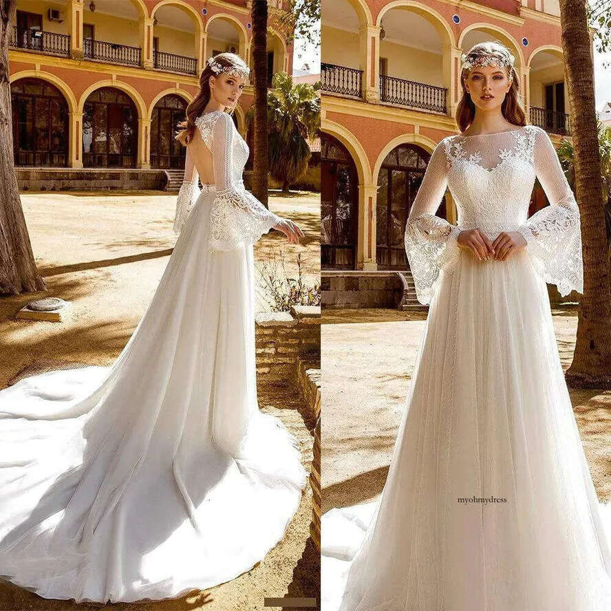 Bohemian A E Dresses Bell Long Sleeves Lace Appliques Hollow Back Court Train Beach Wedding Dress Bridal Gowns Boho Vestidos