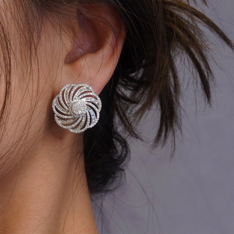 2024 Top Sell Stud Earrings Luxury Jewelry 925 Sterling Silver Pave White Sapphire CZ Diamond Zircon Party Women Wedding Flower Earring Fashion Access