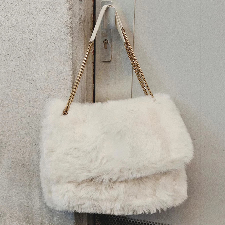 Fashion Large Tote Faux Fur Women Handbags Chains Lady Shoulder Bags Fluffy Soft Plush Shopper Bag Warm Winter 241104