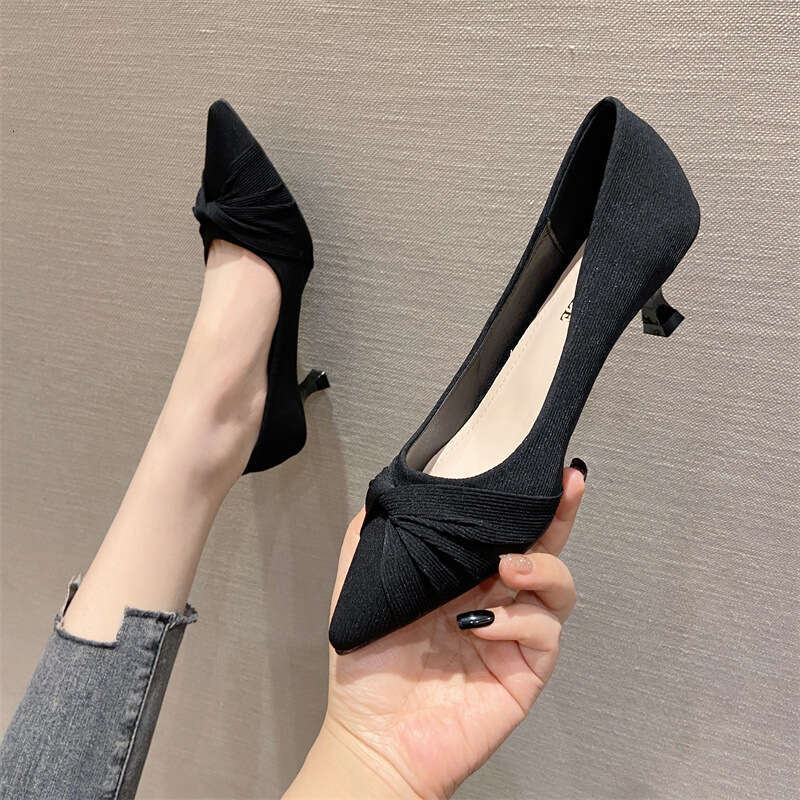 Korean Version 2023 New Fabric Shallow Mouth Pointed Toe Elegant And Versatile Thin Cat Heel Trendy Women's Single Shoes