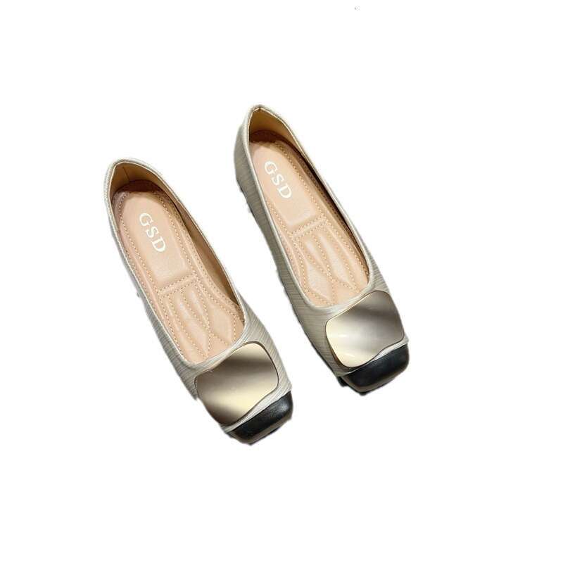 Square Toe Flat Sole Single For Grandmother, Korean Version Spring And Autumn New Women's With Skirts, Scoop Shoes, Soft Soled Bean Shoes