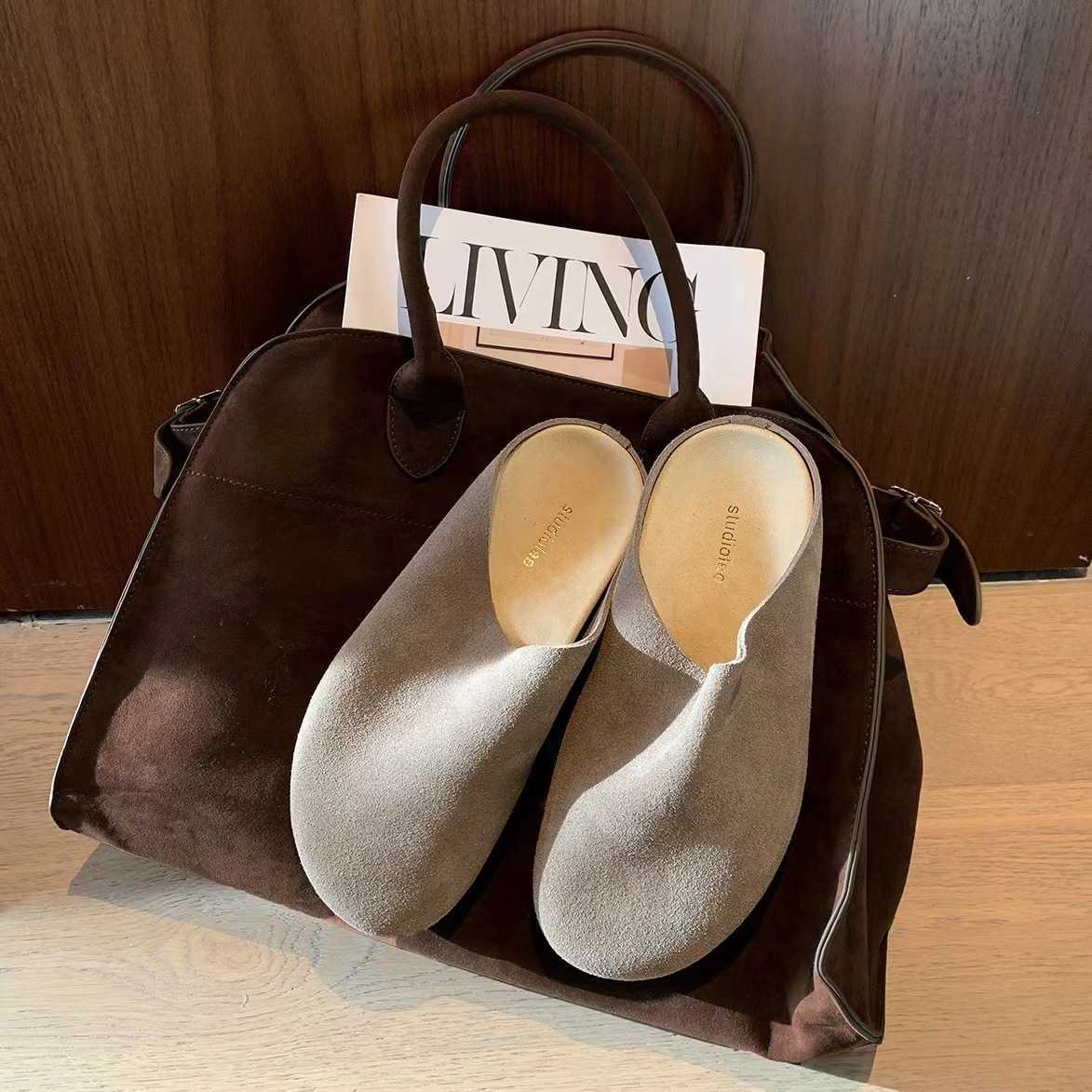 - Grape Mom Same Row Style Soft Face Lazy One Step Stepping Thick Bottom Big Head Boken Shoes Half Slippers Autumn Women
