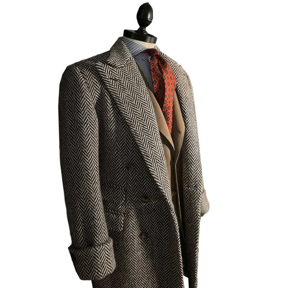 Modern Men's Overcoat Peaked Lapel Tailored Wool Blend Jacket Harringbone Blazer Autumn Winter Double Breasted Plus Size Windbreaker Custom Made 