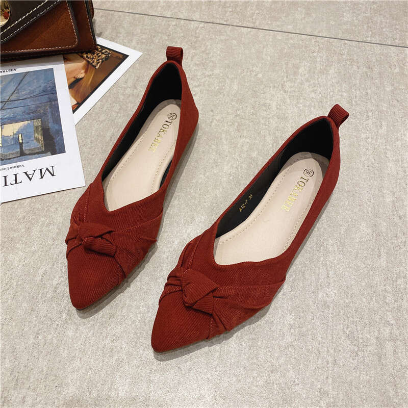 Korean Version 2023 Spring New Single Versatile And Comfortable Pointed Flat Shallow Mouth Soft Sole Cloth Surface Red Women's Shoes