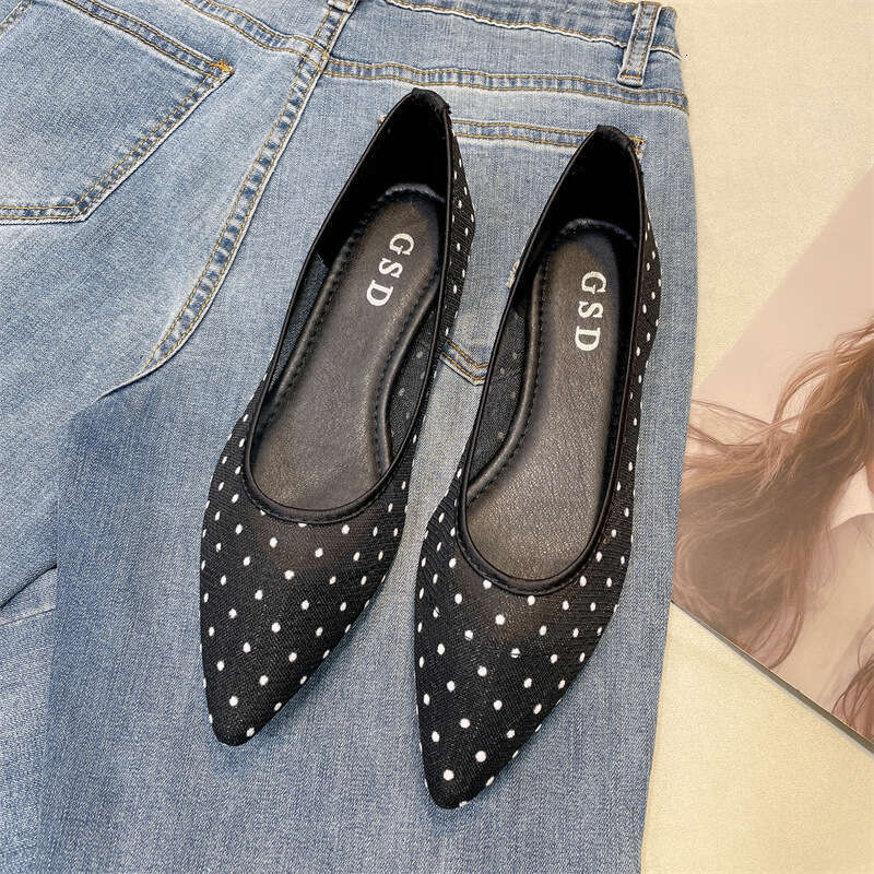 Sandals Fashion Korean Version Spring And Summer New Breathable Polka Dot Mesh Pointed Toe Comfortable Soft Sole Flat Heel Women's Shoes