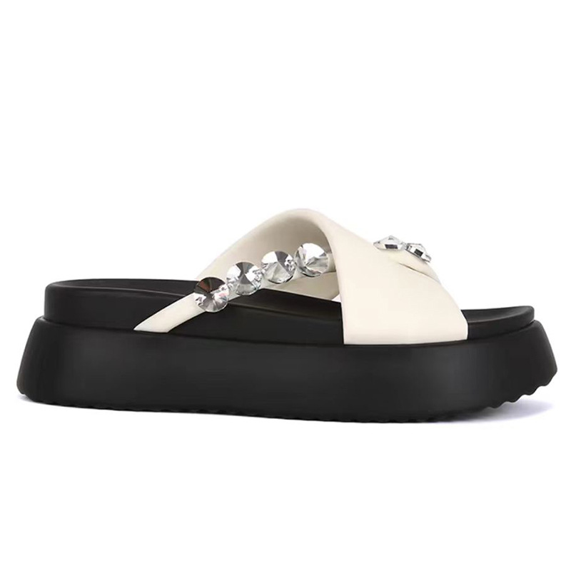 Rhinestone Clamp Foot Thick Soled Beach Slippers Size31-44.