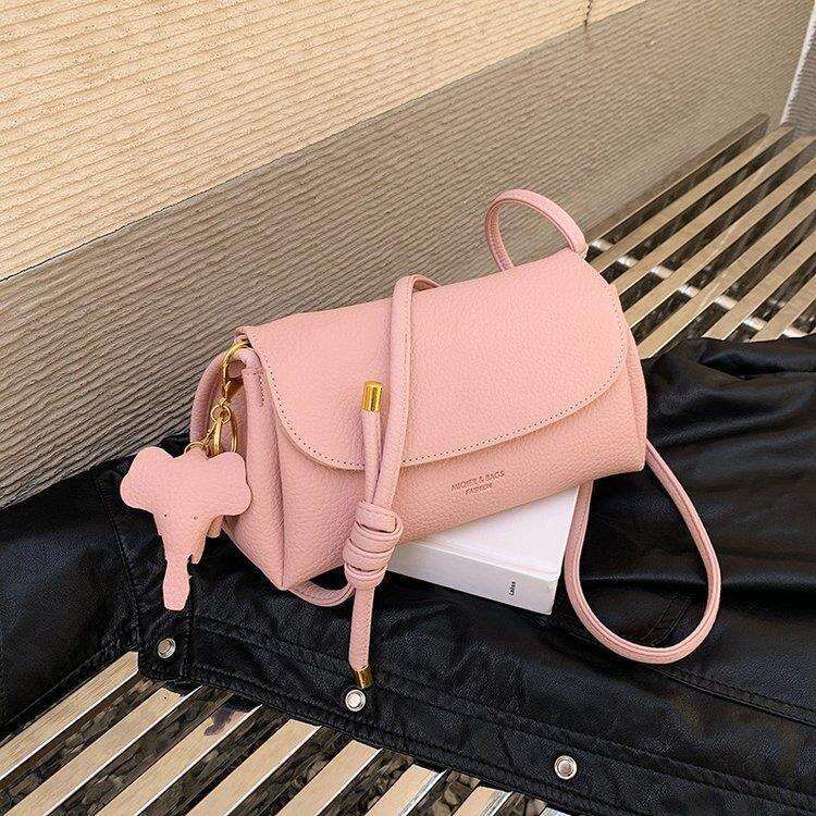2024 New Popular Women's Solid Color Crossbody Minimalist and Unique Soft Face Leisure Fashion Versatile Trendy Small Bag