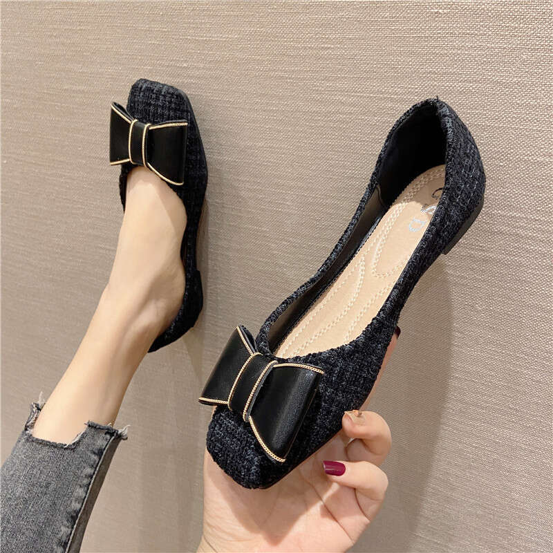 2023 Spring And Summer New Women's Large Soft Bottom Butterfly Bow Cloth Surface Shallow Mouth Square Head Flat Follow Shoes