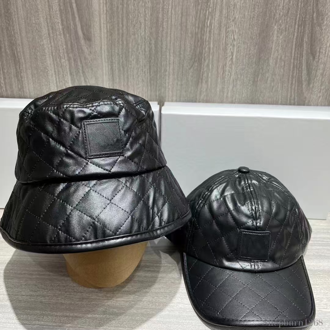 Designer Baseball Caps Black Mens Bucket Hats Leather Cap Woman Designers Fisher Hat Autumn Fedora Fitted Sun Hat Fisherman leather bucket hat