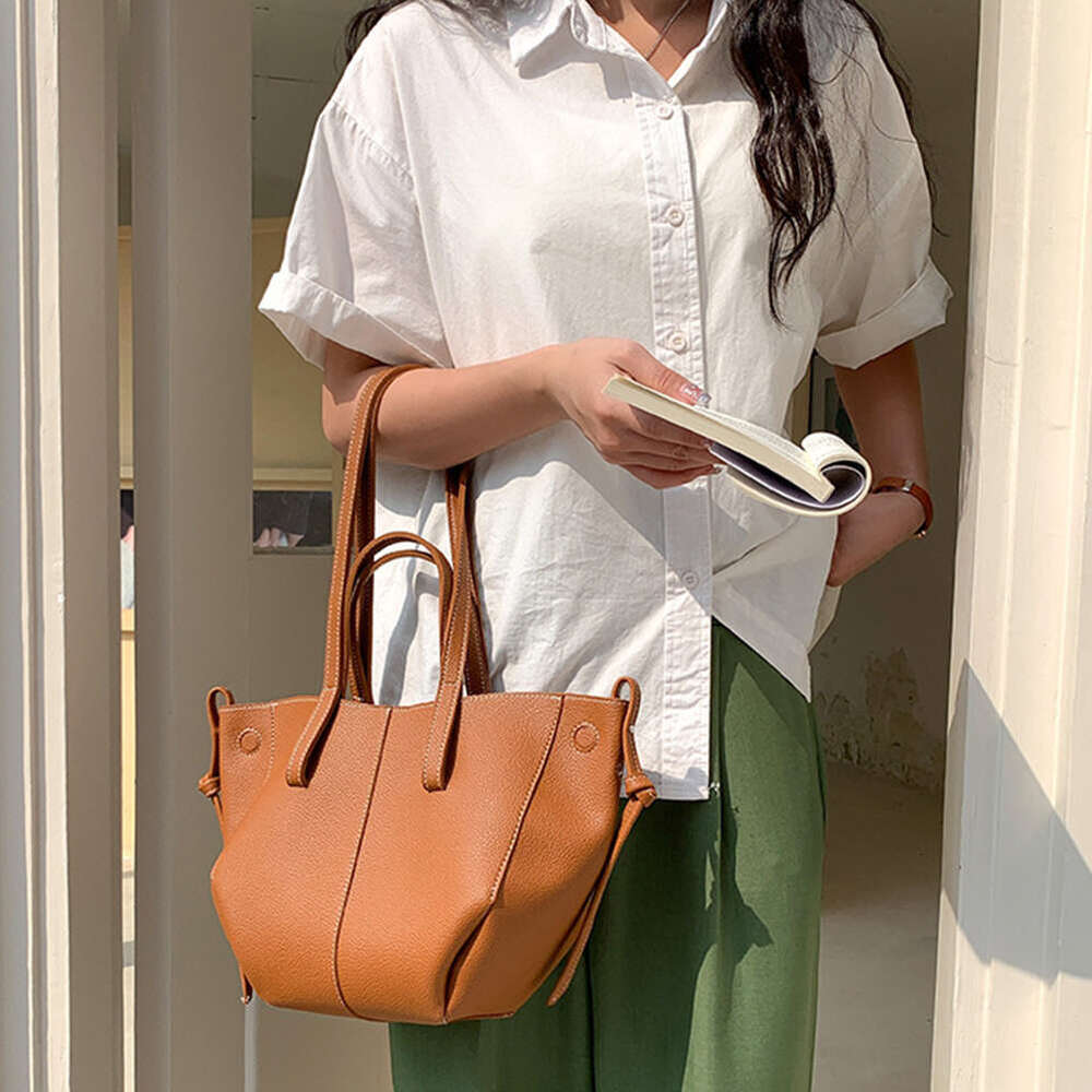 Designer Bag Luxury Design Handbag Tote Bag For Women 2024 Fashion Casual Shopping Bag Chic Tote Purse Top Handle Bag Elegant Shoulder Bags