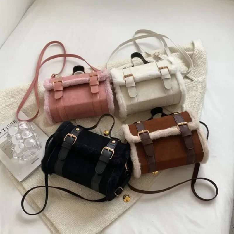 Designer Bag Lamb Wool Splicing Small Bag 2024 New Trend Versatile Handbag Fashionable Single Shoulder Crossbody Large Capacity Square Bags 19a