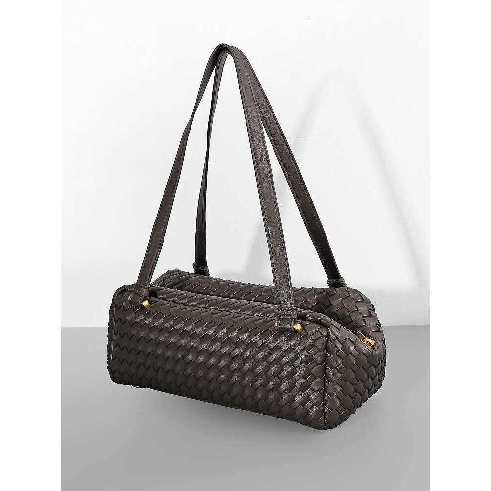 Designer Bag Woven Handbag 2024 New Niche Design European Luxury Fashion Trend Shoulder Bag Tote