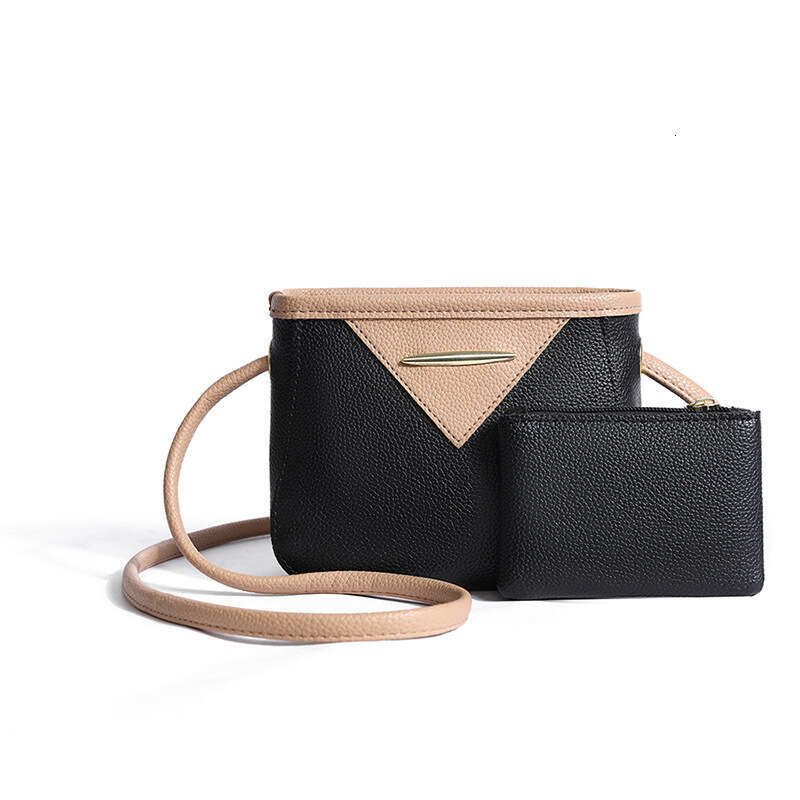 Women's 2024 New High Beauty Exquisite Splicing Design Single Shoulder Small Square Creative Solid Color Commuter Bag