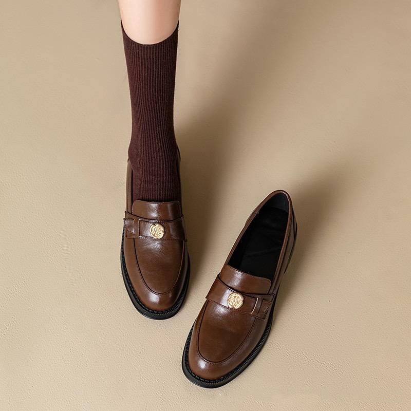 2024 Vintage Spring men New Black Platform Flats Women Loafers Slip on Boat Shoes Designer Casual Leather 34-45