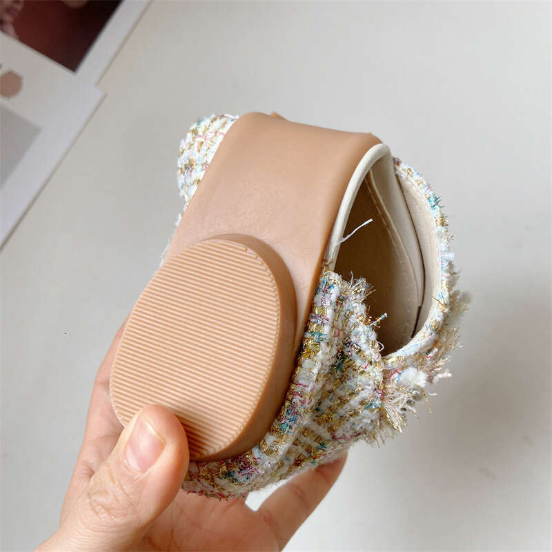 Sweet Pearl Gentle Wind Side Empty Women's Shoes 2023 New Korean Version Shallow Mouth Pointed Versatile Flat Bottom Trendy Single Shoe