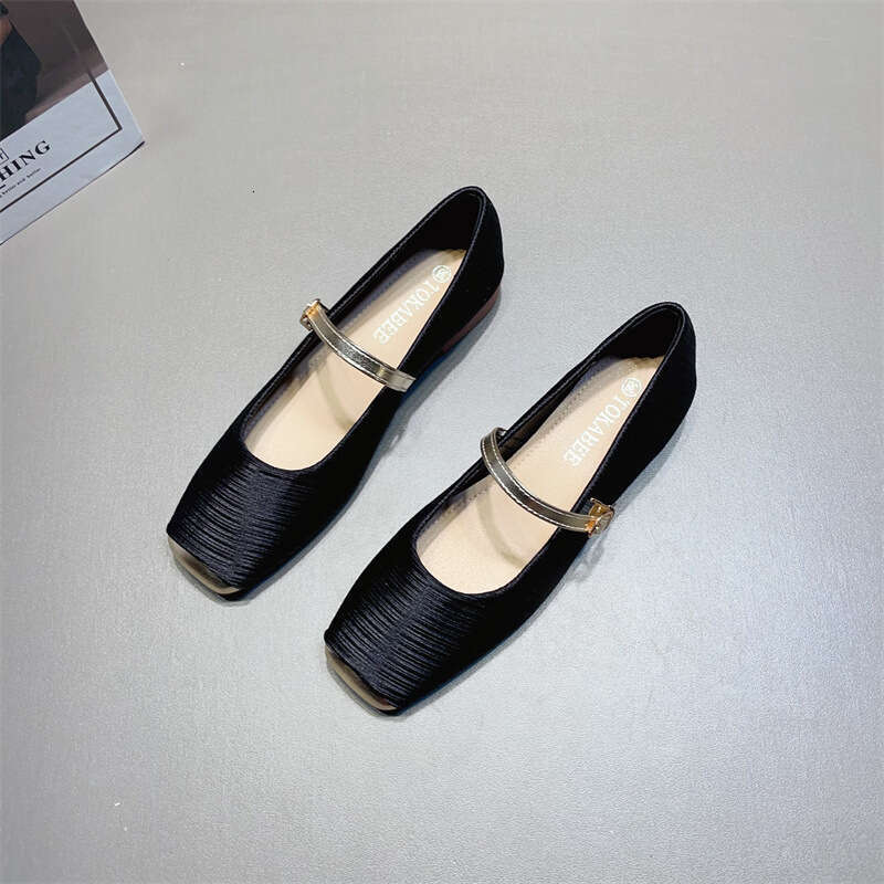 Mary Jane's Coarse Follow Up Women's Korean Edition New Fashionable And Versatile Low Heel Square Head Shallow Mouth Silk Gentle Evening Sho