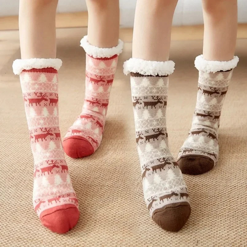 Winter Warm Socks for Women Plush Soft Women Gripless Floor Sliding Short Socks Fluffy Deer Bear Christmas Gift 241104