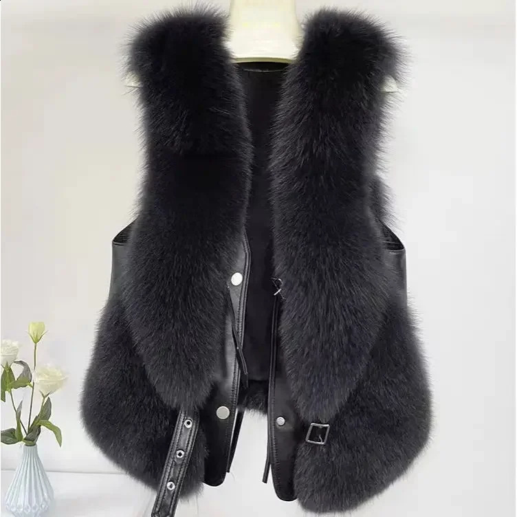 2024 Autumn Winter Fur Coat Women Vest Short Spliced with Solid Color Fur Clothing Shoulder V-neck 241105