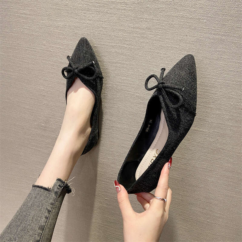 Korean Fashion Bow Soft Sole Single For Women In Spring 2024, New Comfortable Fabric Surface, Shallow Mouth Pointed Flat Bottomed Scoop Shoe