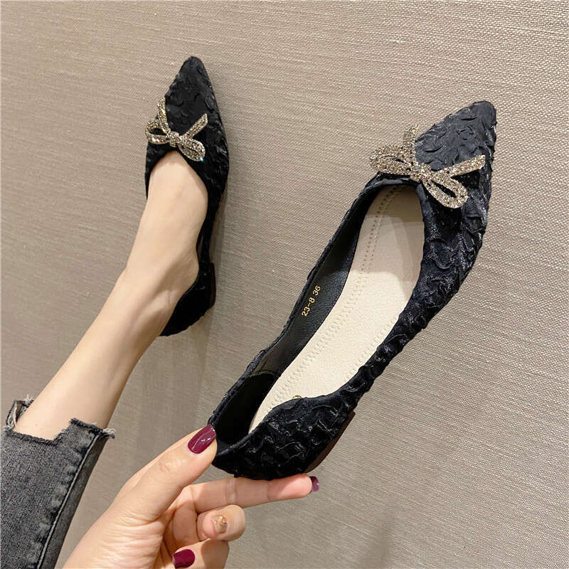 2023 Spring New Bow Knot Shallow Mouth Square Head Flat Single Women, Comfortable Daily Soft Sole Bean Shoes For Women