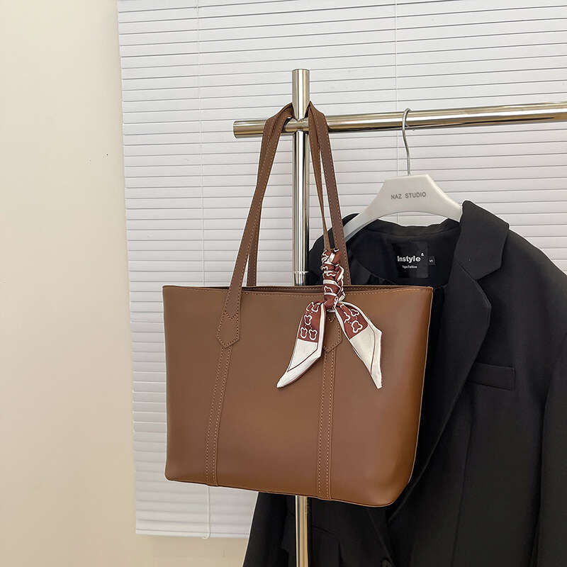 Women's New summer black handbag large capacity shoulder niche commuter woman Tote bag