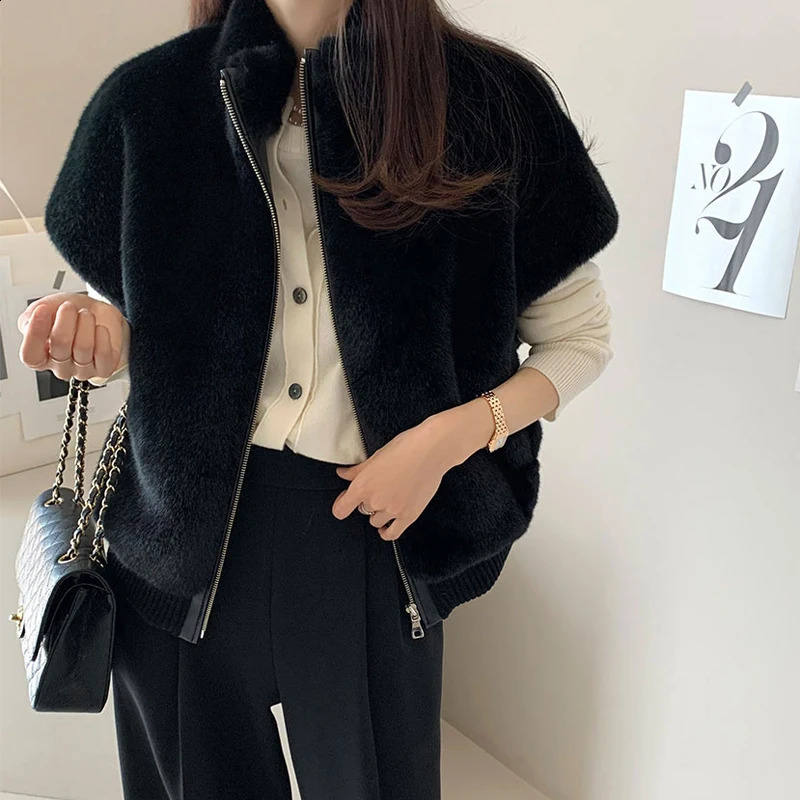 Home>Products>Fashion Sleeveless Zipper Mink Tank Top Solid Full Match Womens Winter Warmth Tank Top Autumn Style 16O2871 241105