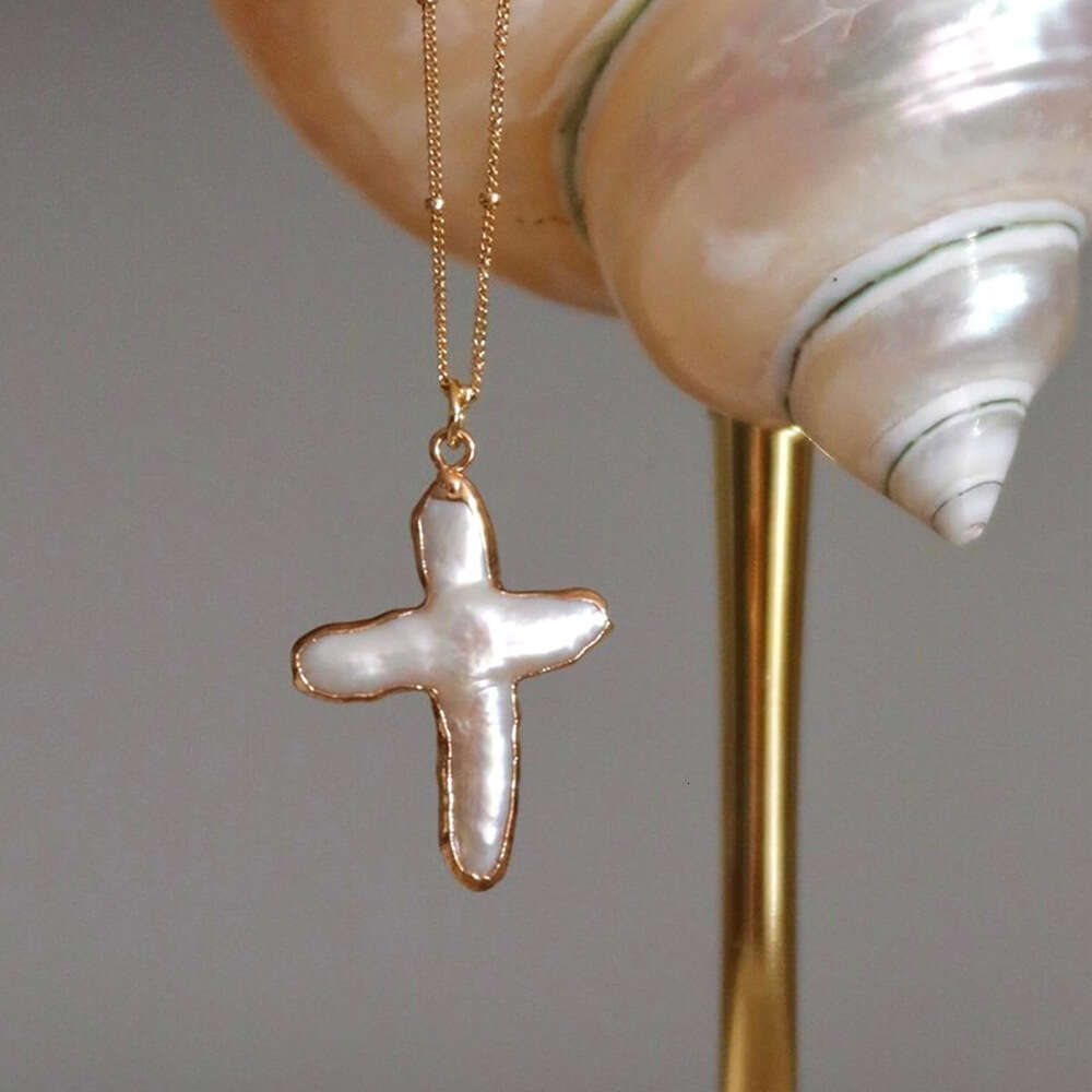 Retro Hot New New Jewelry 2024 Fashion Trend Cross for Women Fashion Classic Natural Freshwater Pearl Necklace Girls Jewelry Gift