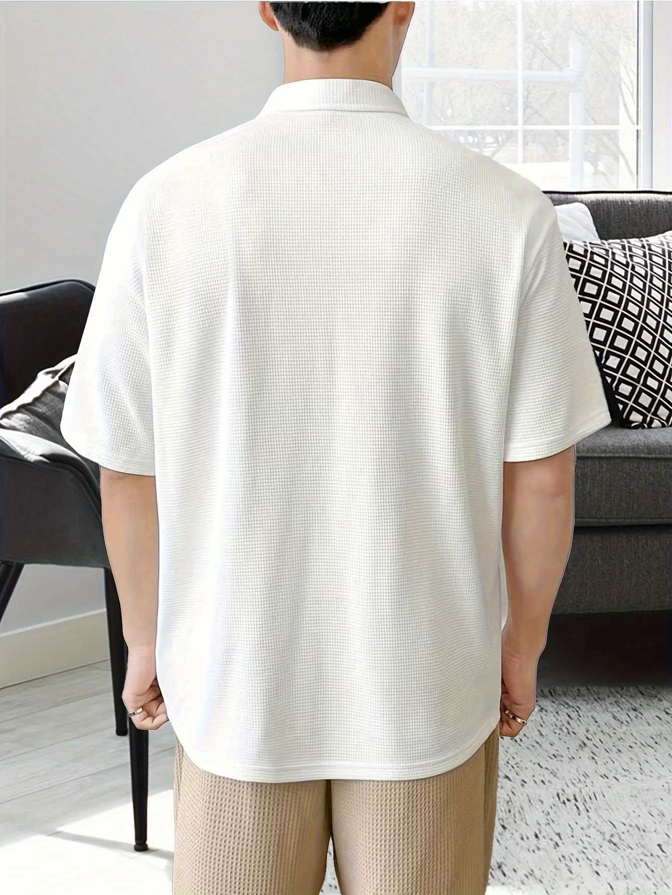 Mens casual cotton lapel new fashion sports solid color zipper front shirt pocket decoration W241104